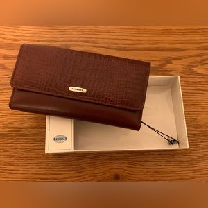 Fossil Leather Checkbook Clutch Wallet with Pen, Brown
